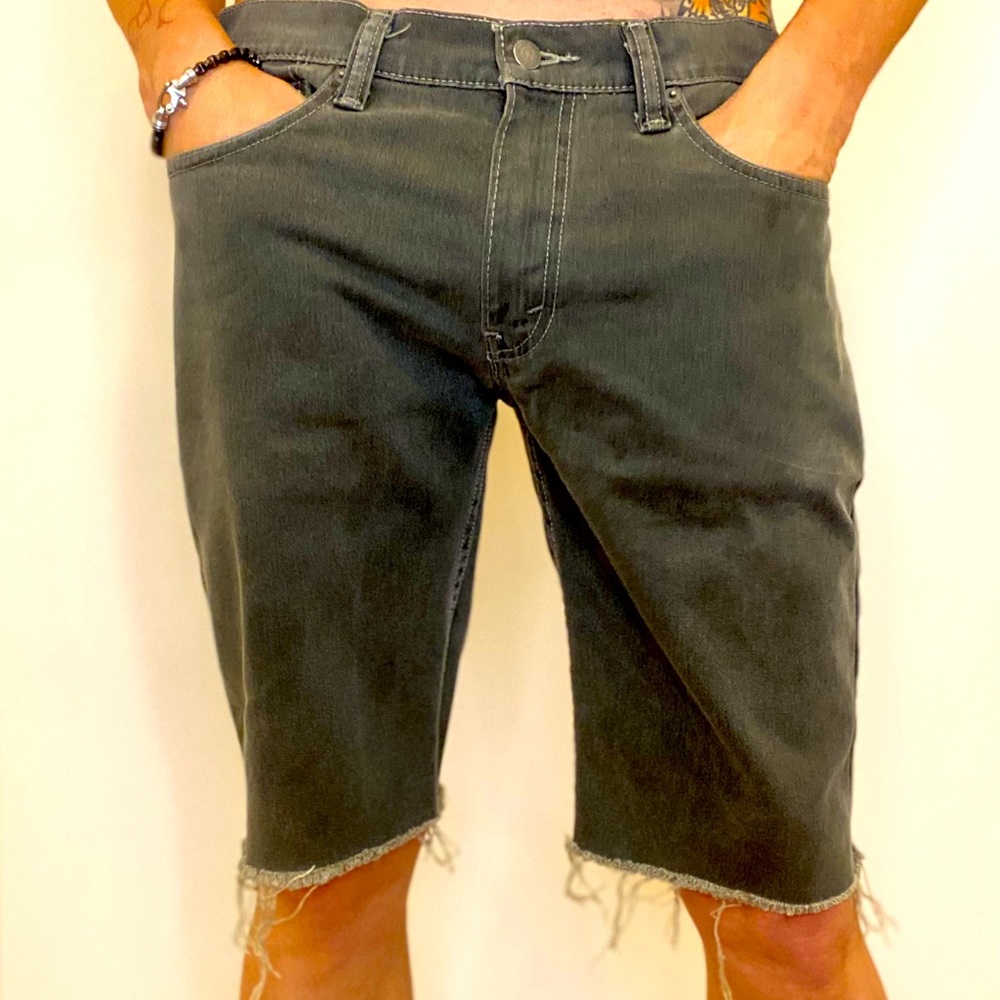 Levi’s size 34 cutoff shorts!